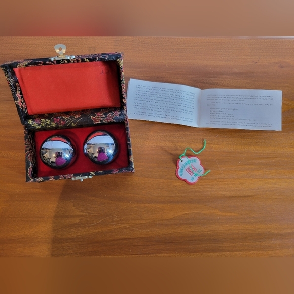 Vintage Stress Balls  in original case Made in China - Picture 2 of 13